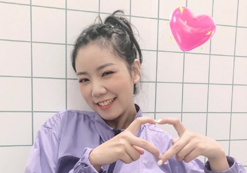 软趴趴非得烫过才能扎吗 软发质多备几个小皮筋扎发轻松过关